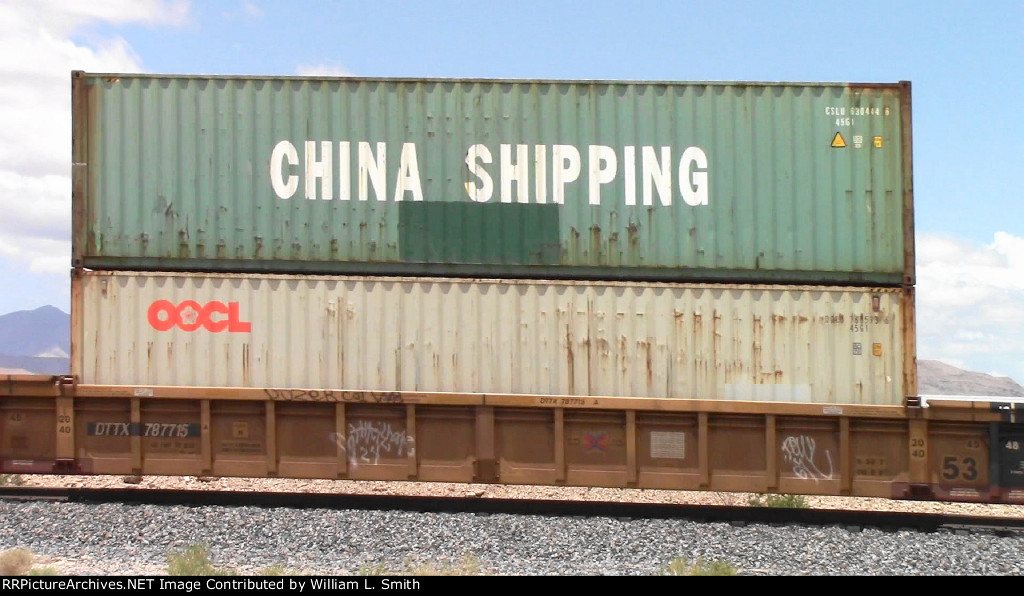 EB Priority Container Frt @ Erie -40